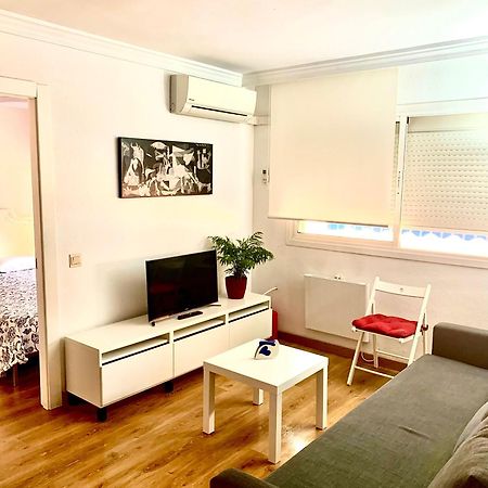 Ana'S Apartment Parking Gratuito Málaga Kültér fotó
